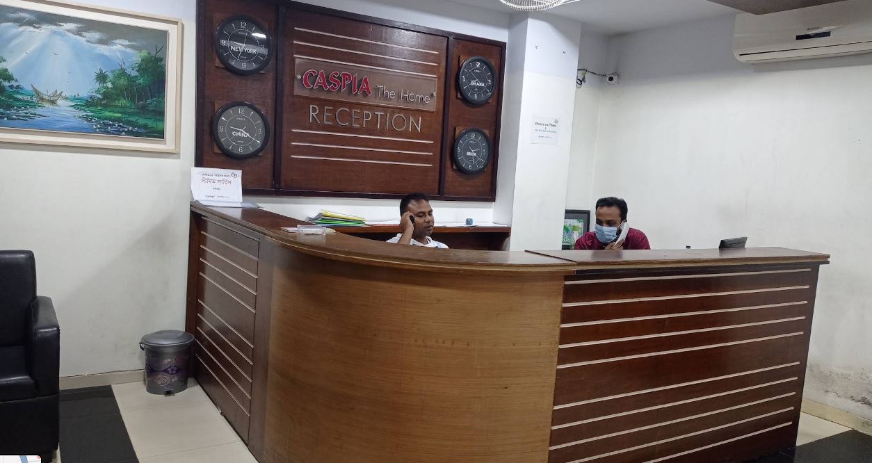 Reception desk